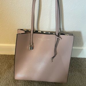 Marc Jacobs The Grind Tote in Romantic Beige